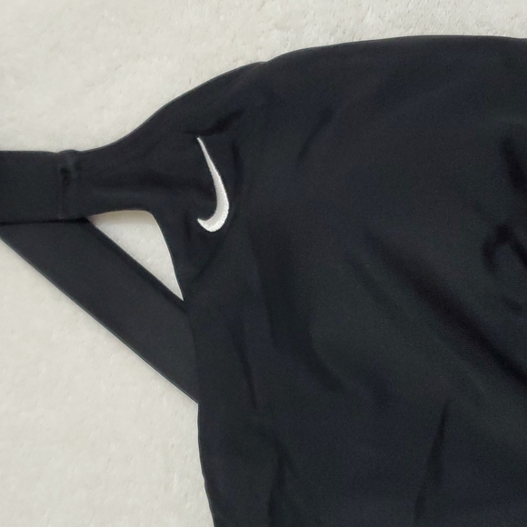 Nike Women`s Mesh Solid Edge One Piece Swimsuit - Picture 5 of 11